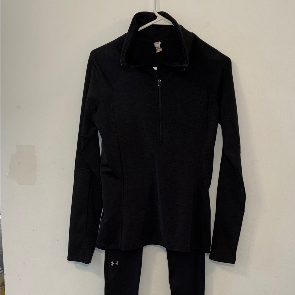 Under Armour Black ColdGear Compression Top and pants.